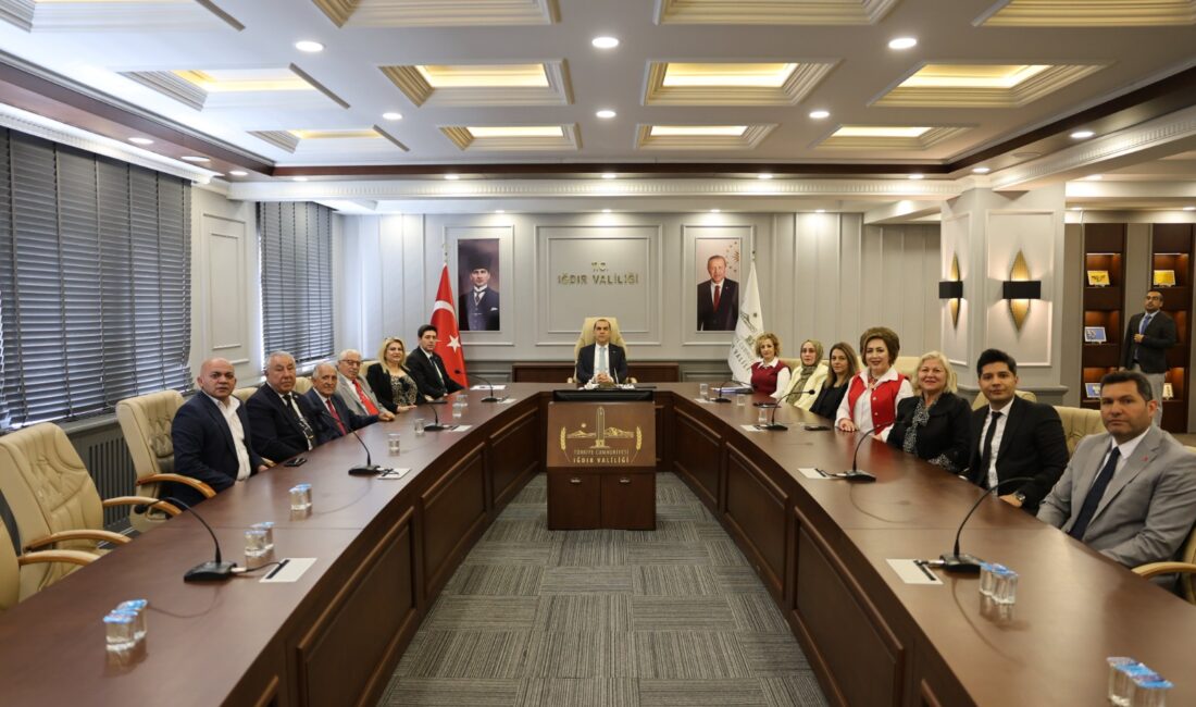 Iğdır Valisi M. Fırat Taşolar; Vali Yardımcısı Vekili Fatih Erdoğan