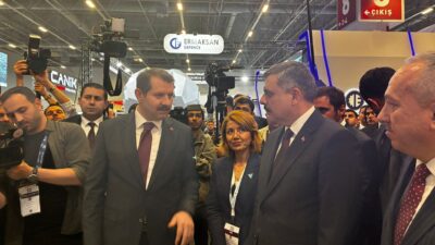 Millî Savunma Bakan Yardımcısı Salih Ayhan, Cumhurbaşkanlığı himayelerinde SAHA İstanbul