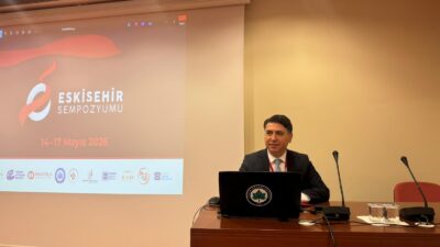 14-17 Mayıs tarihleri arasında Eskişehir’de düzenlenen sempozyumda, Anadolu Üniversitesi Edebiyat