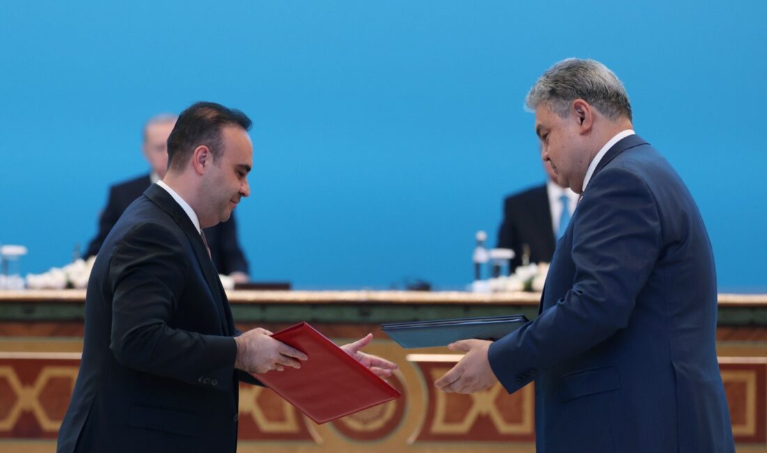 Sanayi ve Teknoloji Bakanı Mehmet Fatih Kacır, Cumhurbaşkanı Recep Tayyip