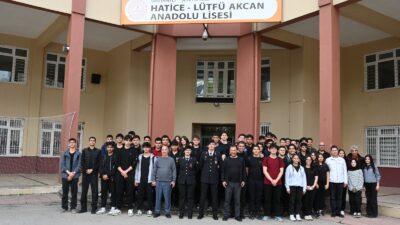 Gaziantep İl Jandarma Komutanlığı, Şehitkâmil ilçesinde yer alan ortaöğretim kurumlarına