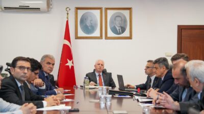 İstanbul Valisi Davut Gül’ün başkanlığında, kentte yürütülen kamu yatırımlarına ve