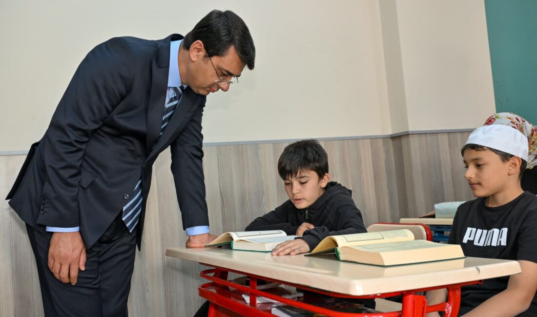 Uşak Valisi Serdar Kartal, Uşak Ertuğrul Gazi Anadolu İmam Hatip