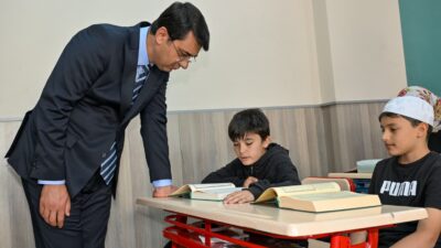 Uşak Valisi Serdar Kartal, Uşak Ertuğrul Gazi Anadolu İmam Hatip