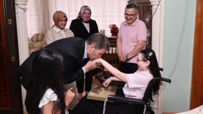 Amasya Valisi Önder Bakan ile eşi Elif Bakan Hanımefendi, Kurban