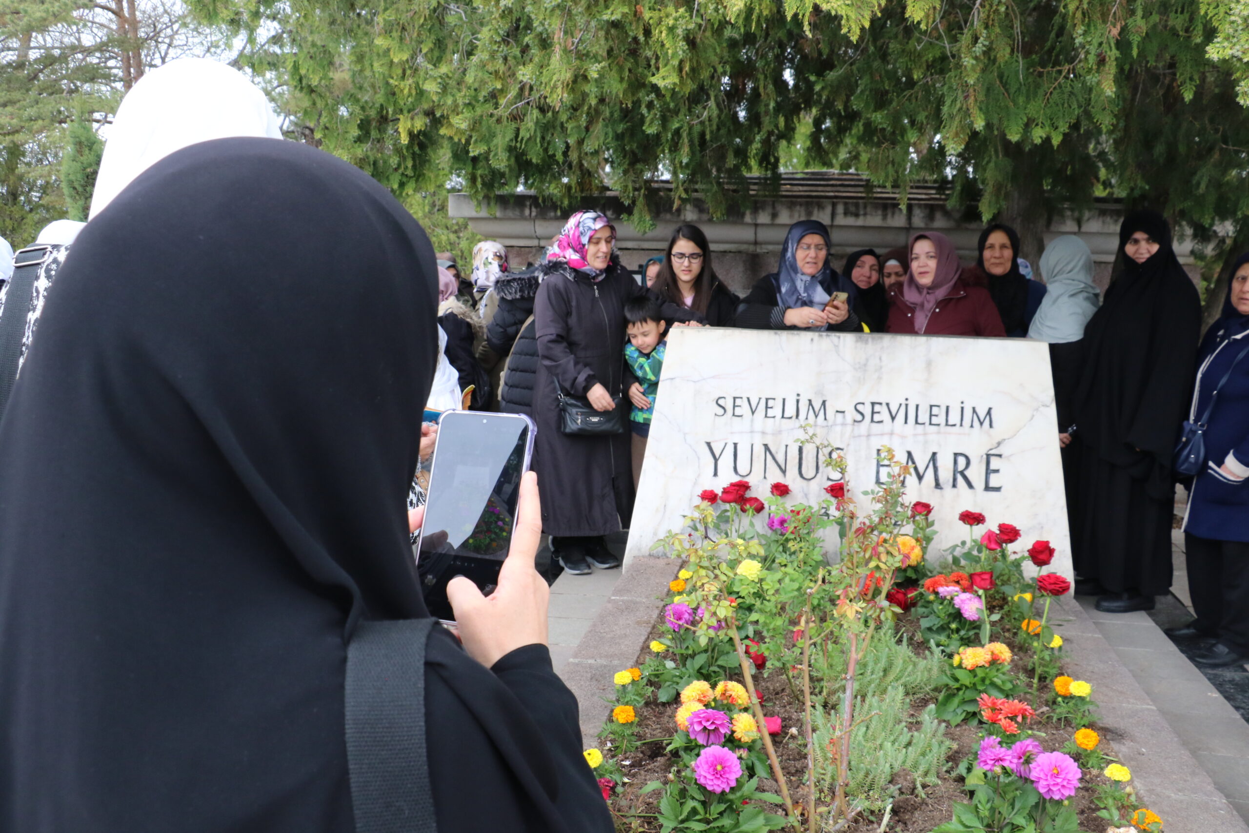 Türk düşünür, mutasavvıf ve şair Yunus Emre, vefatının 705’inci yıl