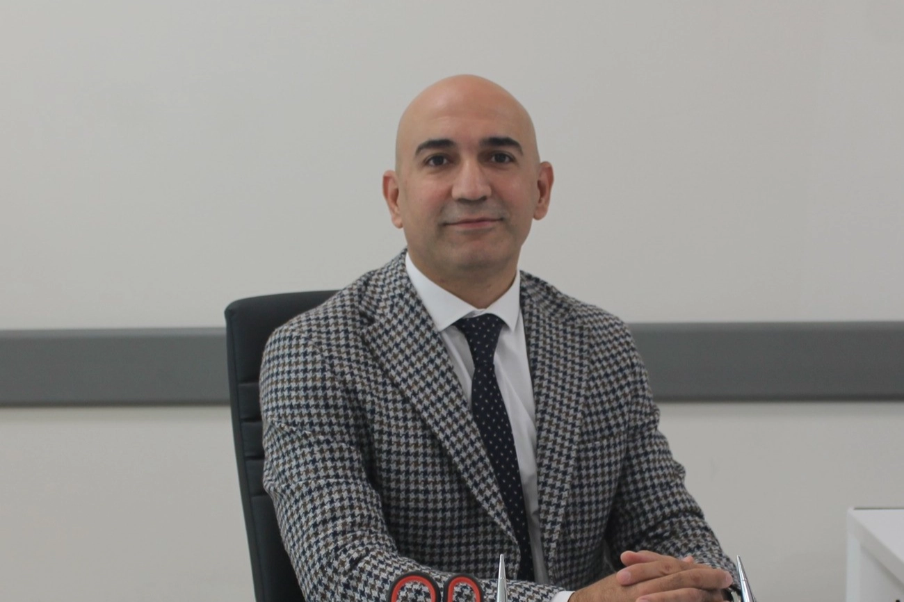 Prof. Dr. Emin Murat Akbaş