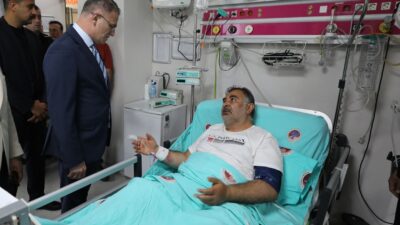   Van Valisi Dr.Ozan Balcı,rahatsızlığı nedeniyle Dursun Odabaş Tıp Merkezi’nde