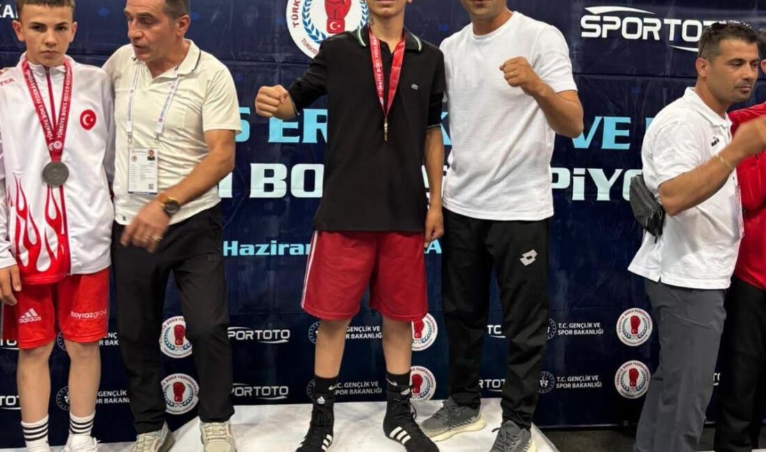 ​Karslı genç sporcu İbrahim Müçük, boksta elde ettiği büyük başarıyla