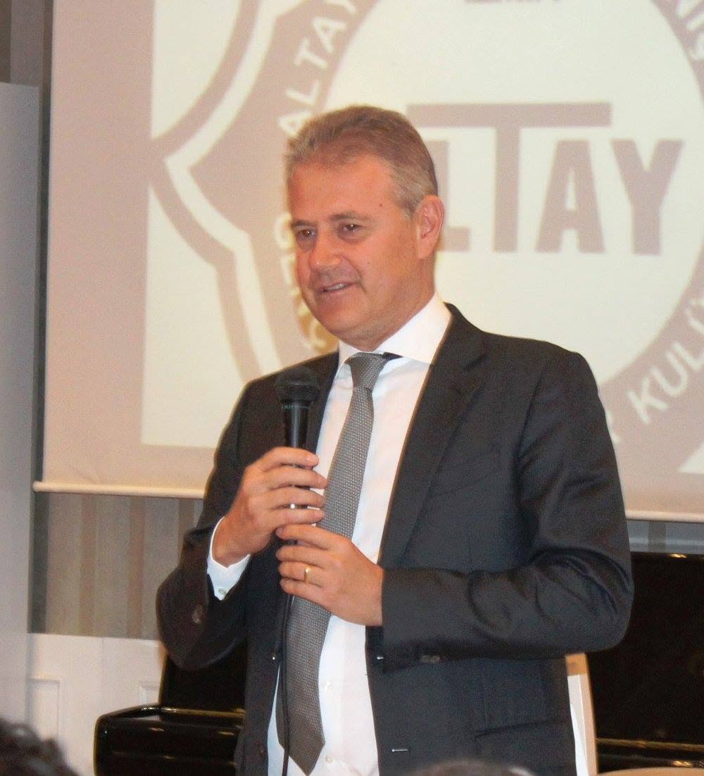 Altay’da hafta başında İzmir’de bir araya gelen başkan Sinan Kanlı