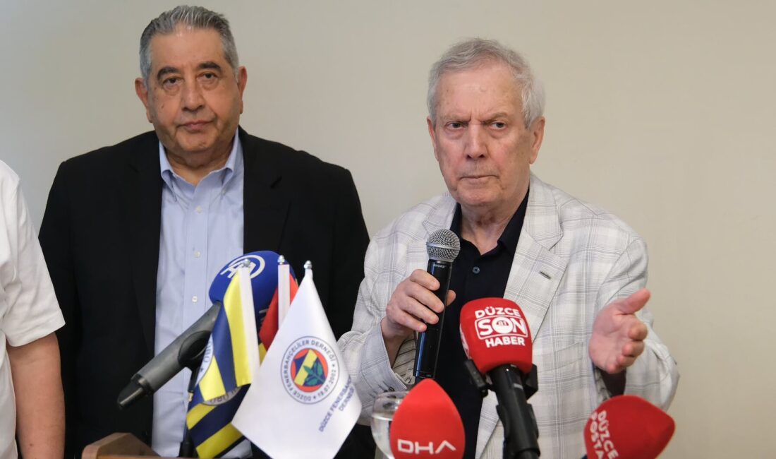 Eski Fenerbahçe Başkanı ve Başkan Adayı Aziz Yıldırım, Düzce programı