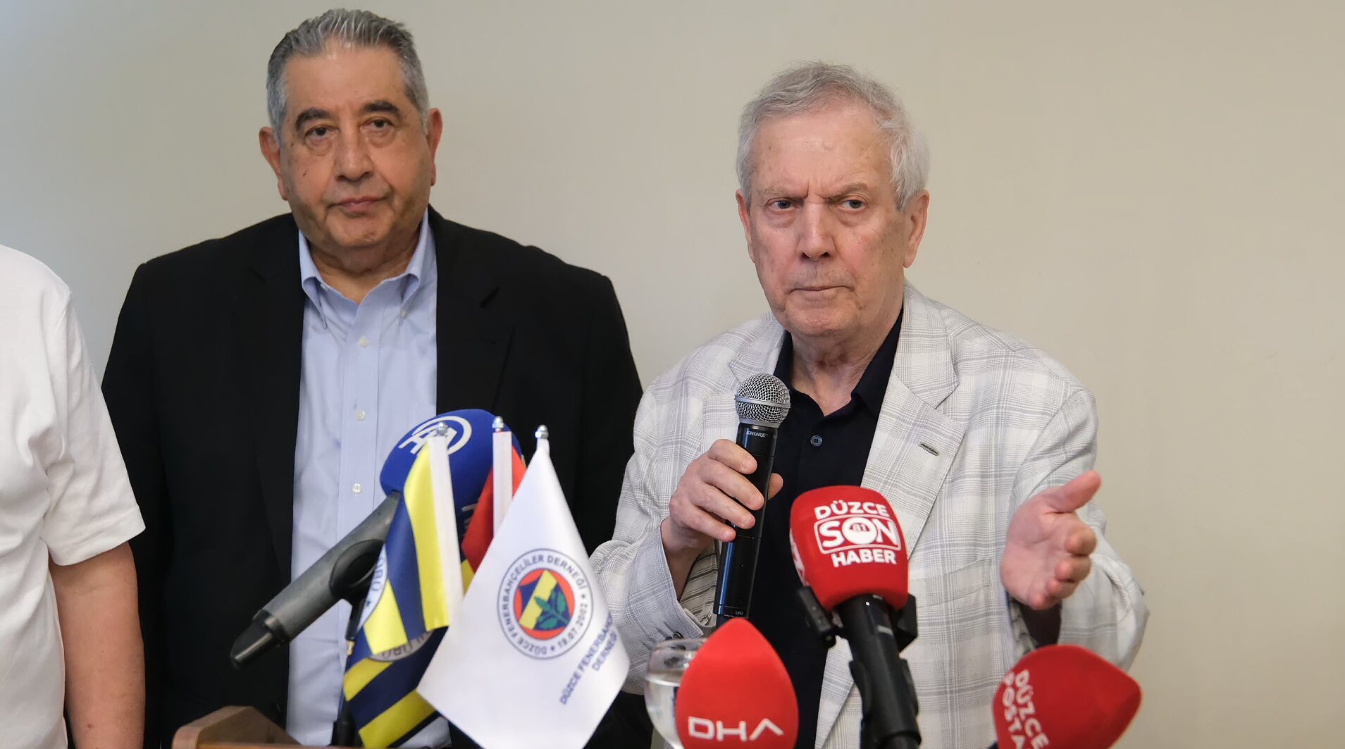 Eski Fenerbahçe Başkanı ve Başkan Adayı Aziz Yıldırım, Düzce programı