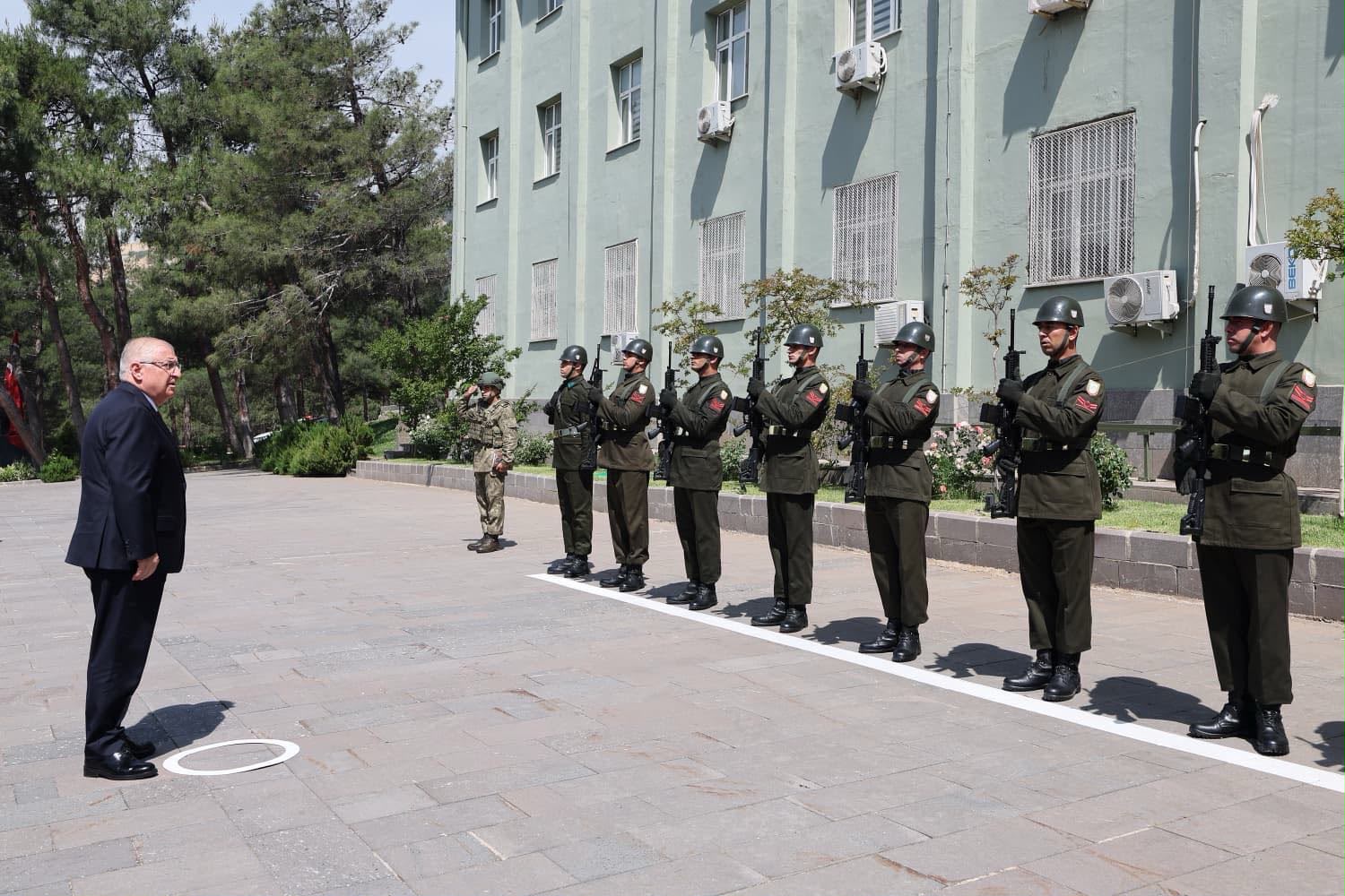 Milli Savunma Bakanı Yaşar Güler, Kahramanmaraş’taki birliklerde inceleme ve denetlemelerde