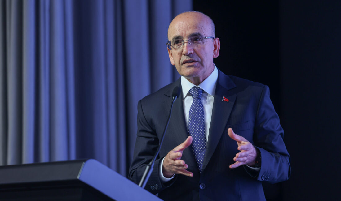 İSTANBUL / TEKHA İstanbul’da düzenlenen 3’üncü Küresel İslami Ekonomi Zirvesi’nde