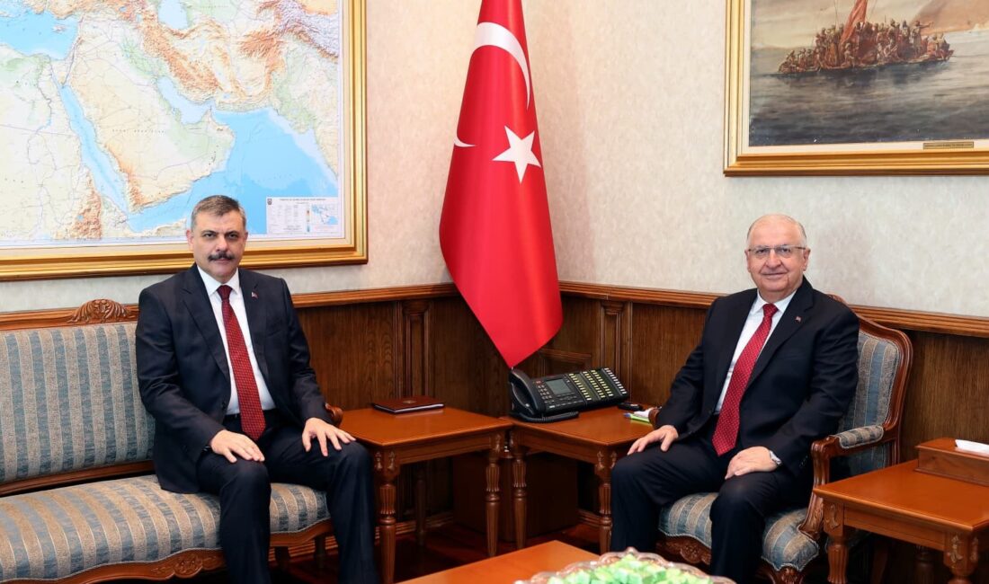 ANKARA / TEKHA Milli Savunma Bakanı Yaşar Güler ve İçişleri