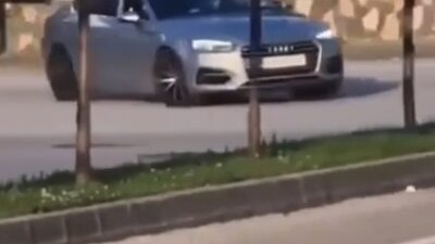 Bursa’nın Yıldırım ilçesinde bir sürücünün otomobiliyle caddede drift attığı anlar,