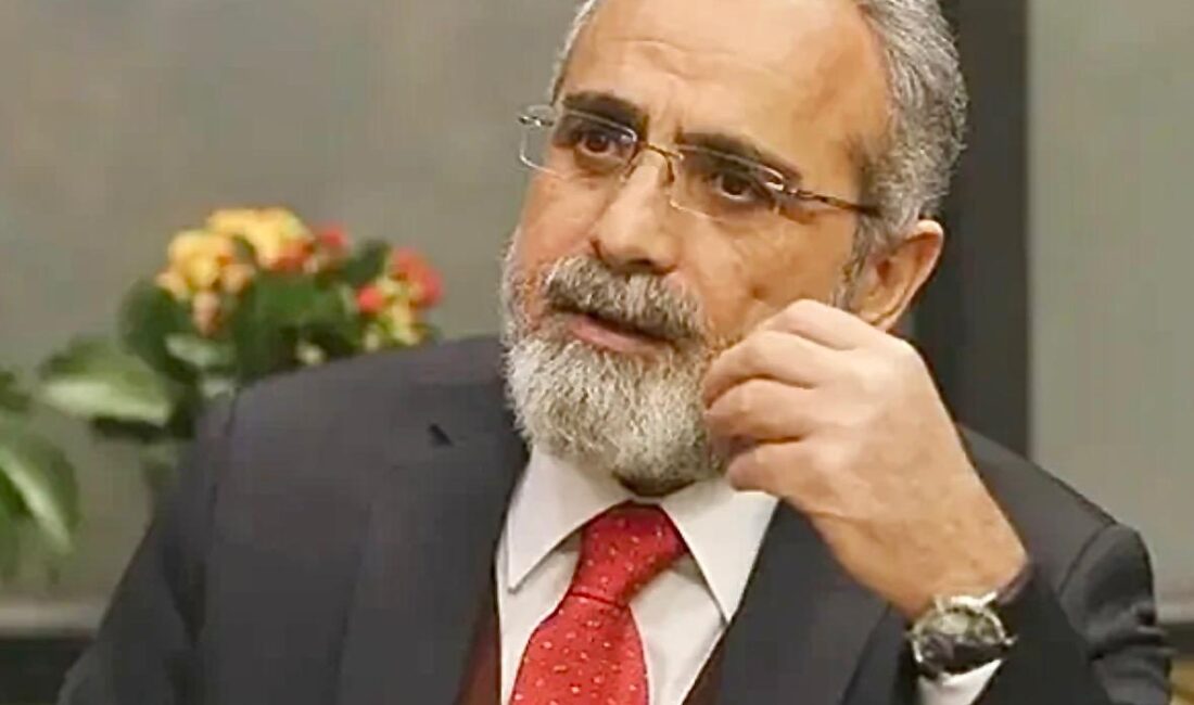 Cumhurbaşkanı Başdanışmanı Yalçın Topçu, Cumhuriyet Halk Partisi’nde (CHP) meydana gelen