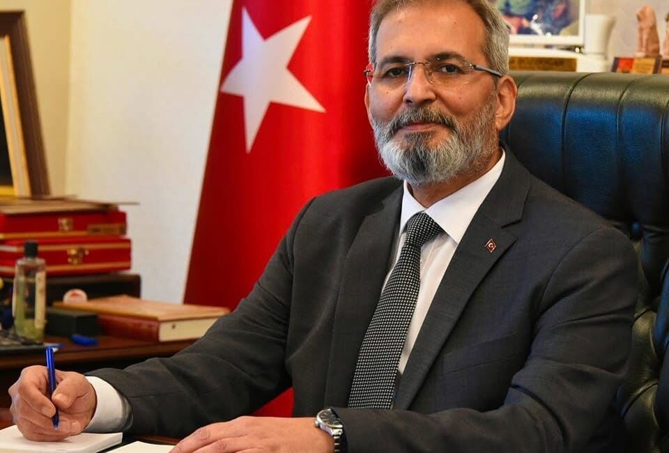 Mersin’in Tarsus ilçesinde kentsel dönüşüm projesi kapsamında usulsüz sözleşme yapılarak