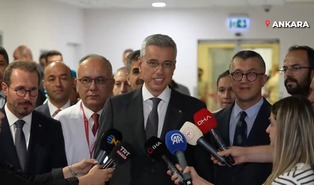ANKARA / TEKHA Sağlık Bakanı Prof. Dr. Kemal Memişoğlu, sosyal