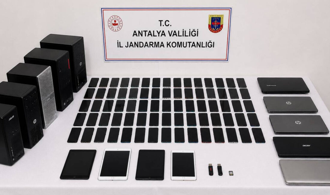 Antalya merkezli 27 ilde düzenlenen yasa dışı bahis operasyonunda 72