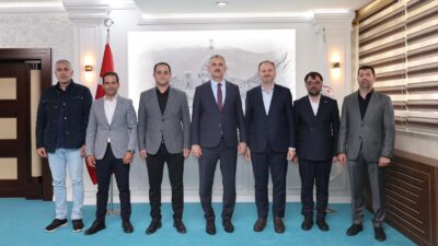 AĞRI / TEKHA Ağrı Valisi Önder Bozkurt, Yeşilay Genel Başkanı
