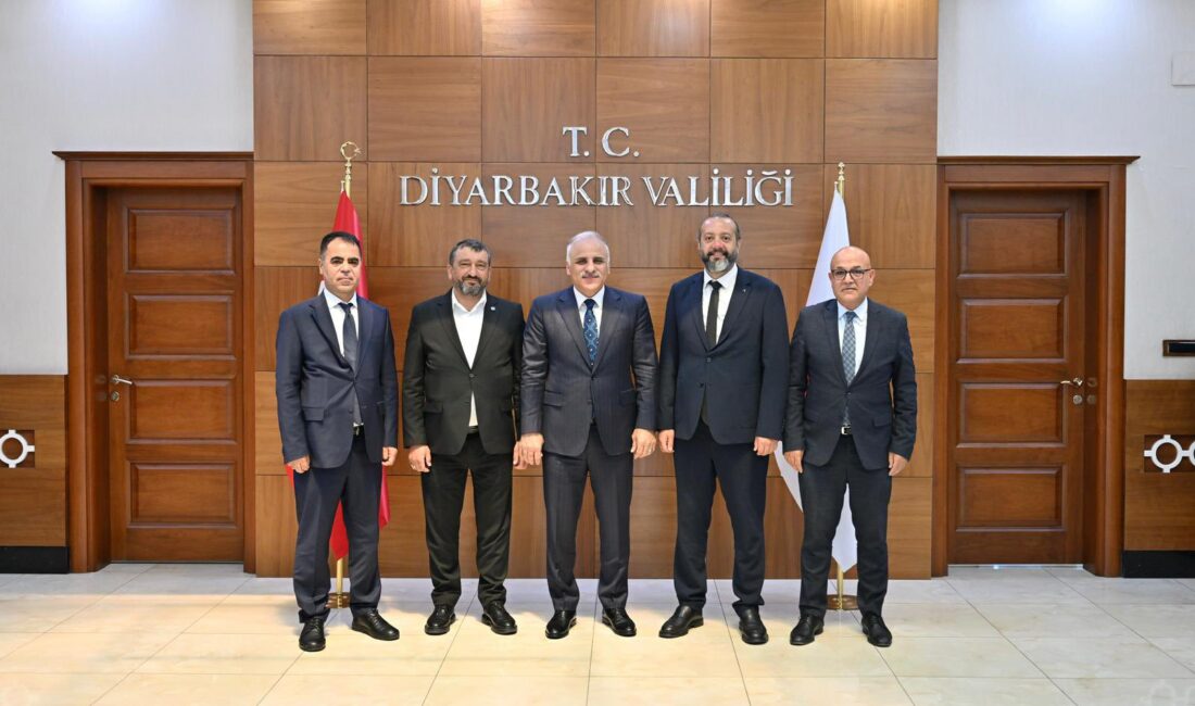 DİYARBAKIR / TEKHA Trabzon Gazeteciler Cemiyeti Başkanı Ersen Küçük, Medya-İş