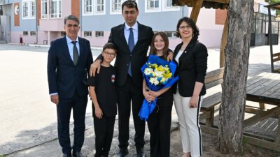 UŞAK / TEKHA Uşak Valisi Serdar Kartal, Alper Günbayram Ortaokulunu
