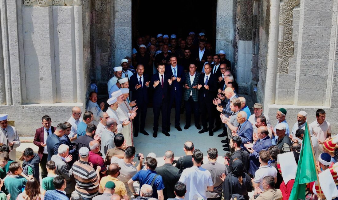 NİĞDE / TEKHA Niğde Valisi Nedim Akmeşe, Kurban Bayramı sonrasındaki