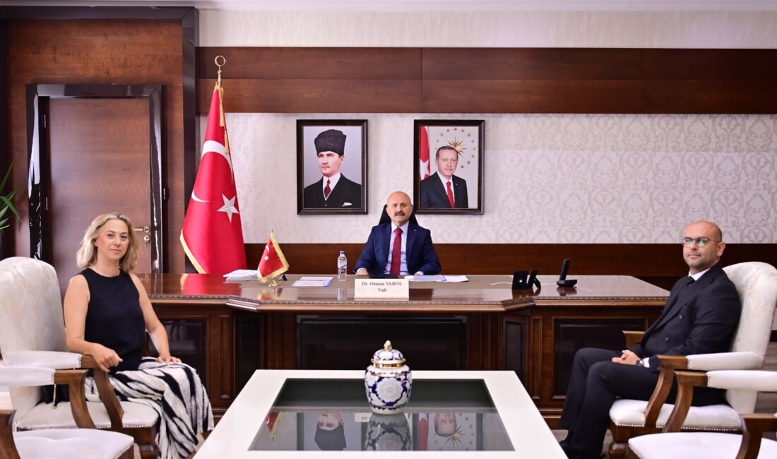AYDIN / TEKHA Aydın Valisi Dr. Osman Varol, Turist Rehberleri