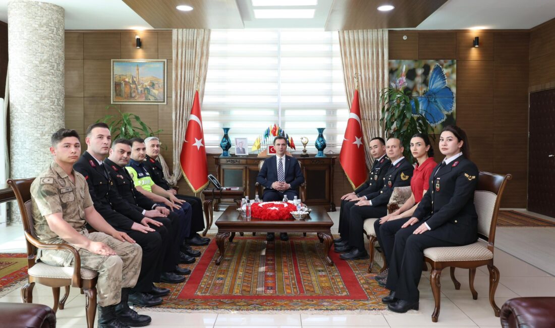 BİTLİS / TEKHA Bitlis Valisi Ahmet Karakaya, Jandarma Teşkilatının 187.