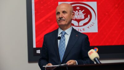 ANKARA / TEKHA Yükseköğretim Kurulu (YÖK) Başkanı Erol Özvar, üniversite