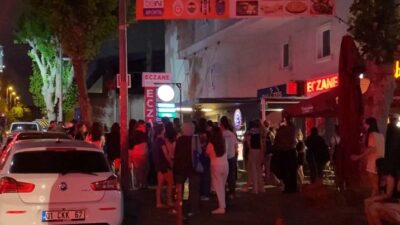 Küçükçekmece’de 5 katlı özel bir kız öğrenci yurdunun çatısında çıkan
