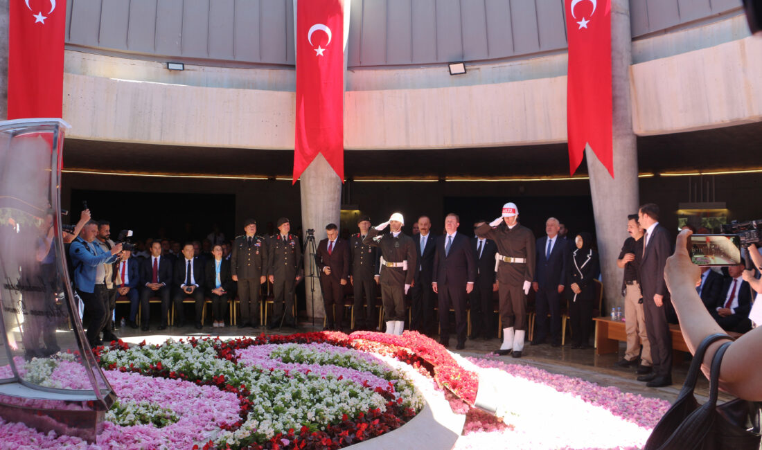 Türkiye Cumhuriyeti’nin 9’uncu Cumhurbaşkanı Süleyman Demirel, ölümünün 11’inci yılında kabri