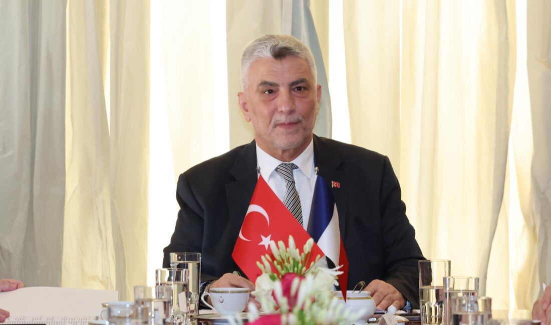 FRANSA / TEKHA Ticaret Bakanı Ömer Bolat, Fransa’da şirket temsilcileri