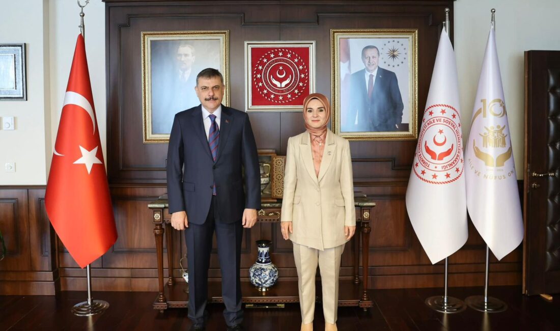 İçişleri Bakanı Mustafa Çiftçi, Aile ve Sosyal Hizmetler Bakanı Mahinur
