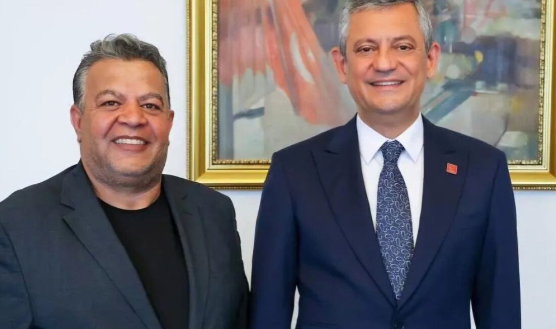 Cumhuriyet Halk Partisi (CHP) İpekyolu İlçe Başkanlığı yönetimi feshedildi. İlçe