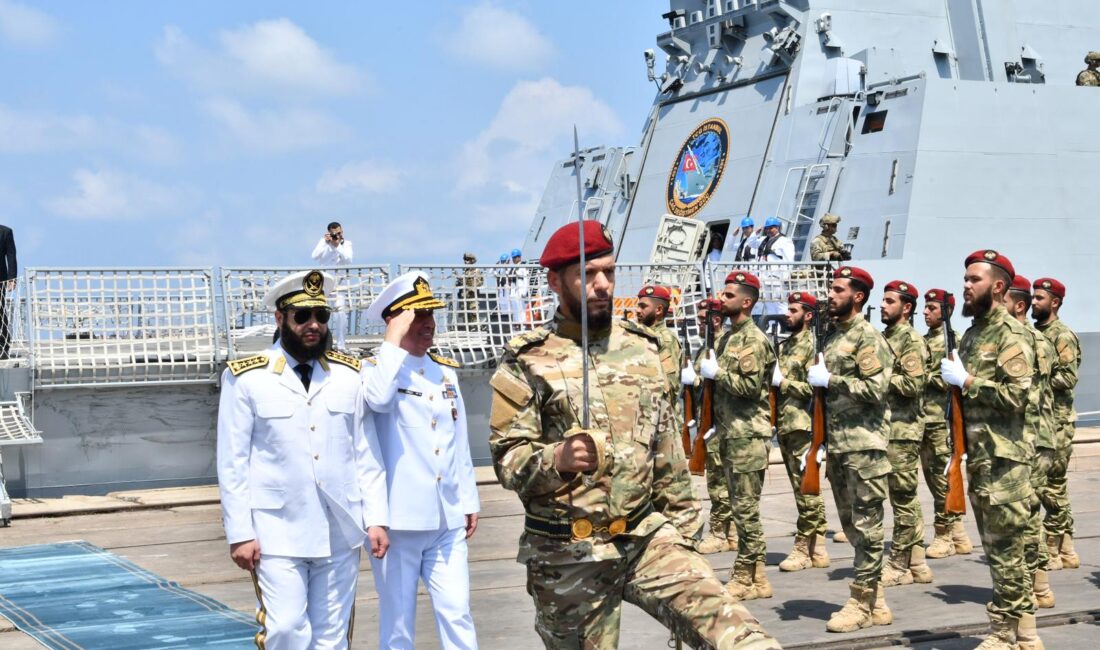 SURİYE / TEKHA TCG İstanbul Fırkateyni Lazkiye Limanı’nda Milli Savunma