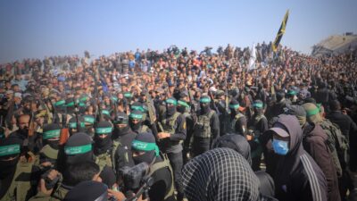 KATAR / TEKHA Hamas, Gazze’deki silahsızlanma sürecinin İsrail askerlerinin bölgeden