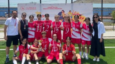&nbsp; Hatay Kız Futbol Takımı, Çankırı’da düzenlenen Anadolu Yıldızlar Ligi