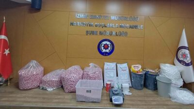 İzmir Cumhuriyet Başsavcılığı koordinesinde, Narkotik Suçlarla Mücadele Şube Müdürlüğü ekipleri