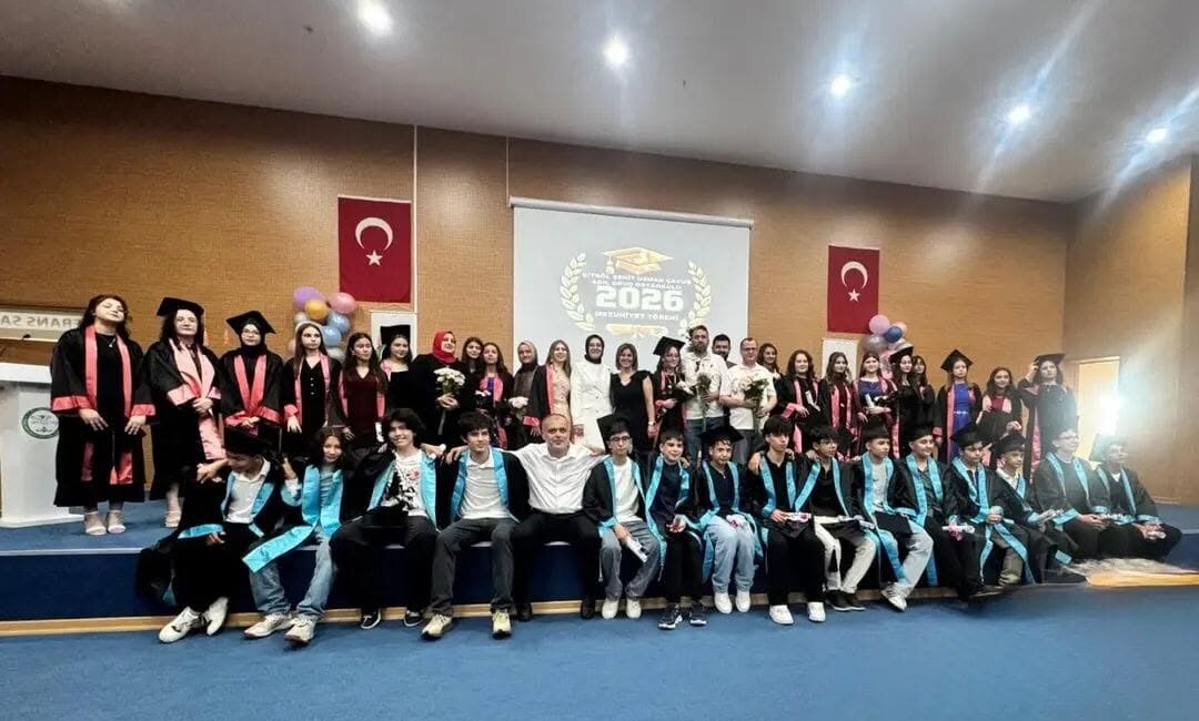 Kütahya’nın Simav ilçesinde 2026 Liselere Geçiş Sistemi (LGS) sonuçlarının açıklanmasının