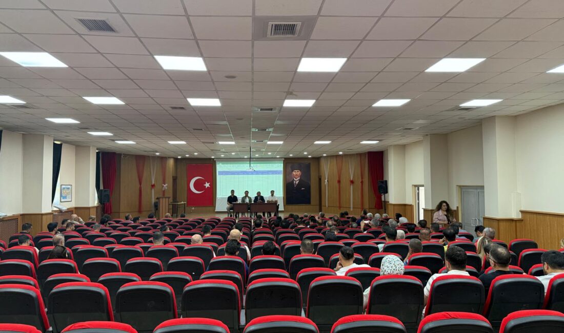 Öğrencilerin doğru tercih yapabilmesi için yol haritası belirlendi İpekyolu İlçe