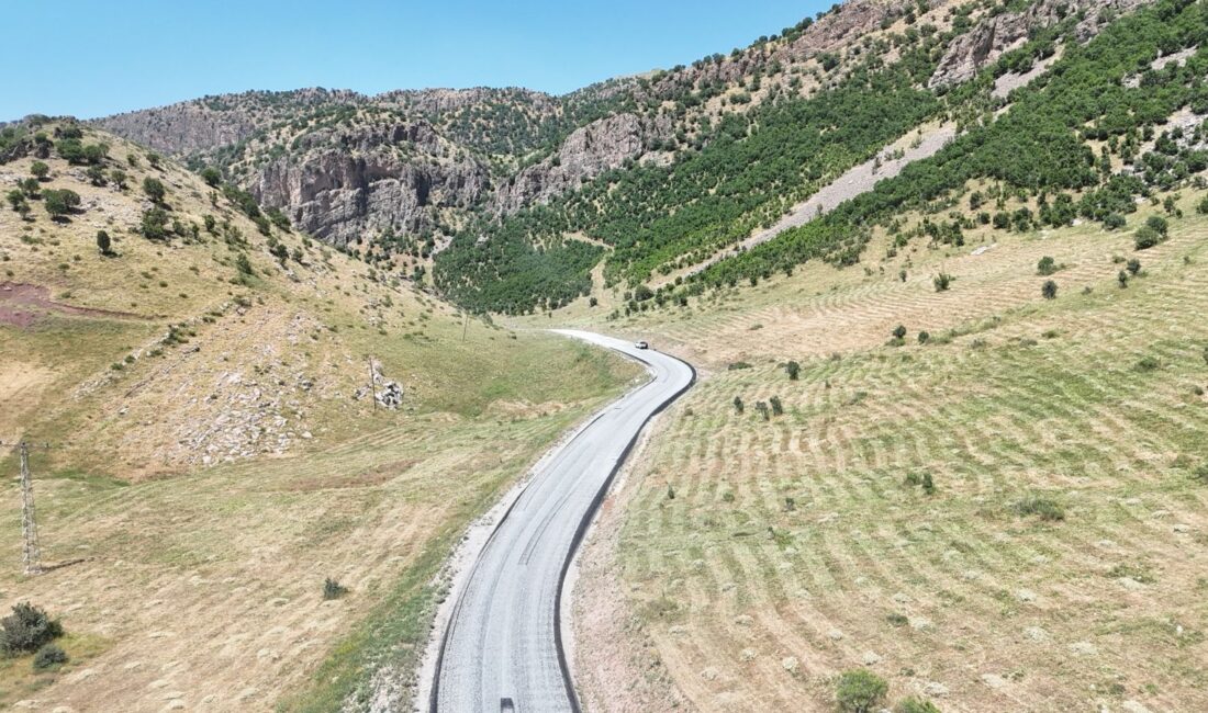 VALİ KIZILKAYA: “YOL MEDENİYETTİR, KALKINMADIR, BEREKETTİR” Siirt’te Kırsal Ulaşım Yatırımlarına