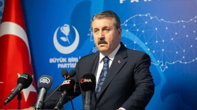 Büyük Birlik Partisi (BBP) Genel Başkanı Mustafa Destici, Adalet ve
