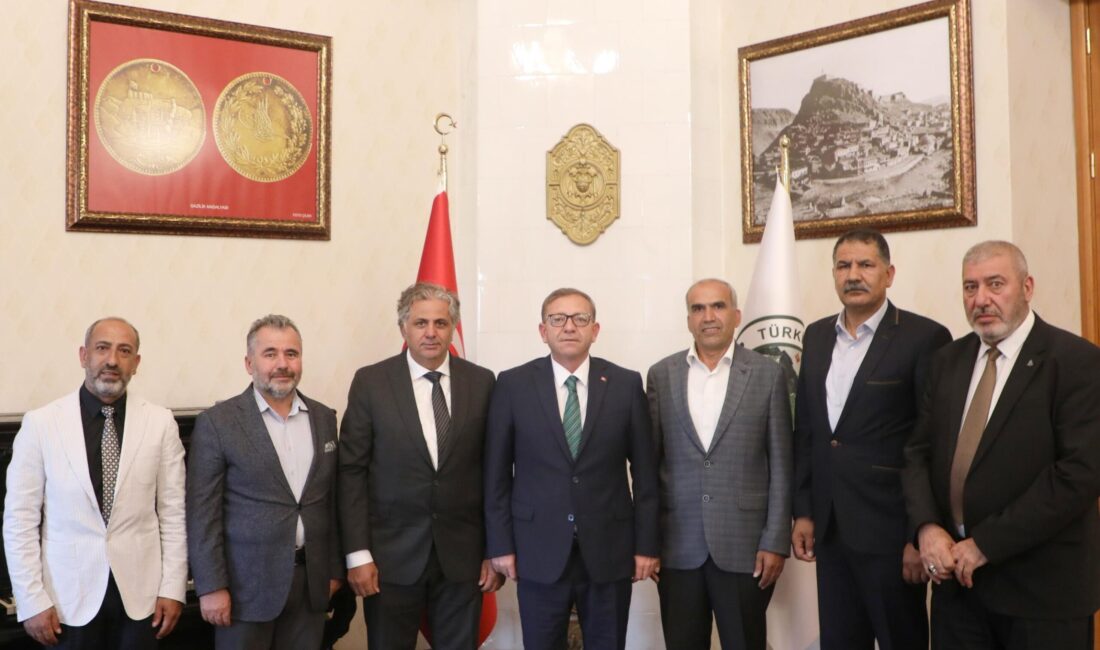 Kars Valisi Ziya Polat, Sarıkamış Platformu Başkanı Kubilay Cengiz ile