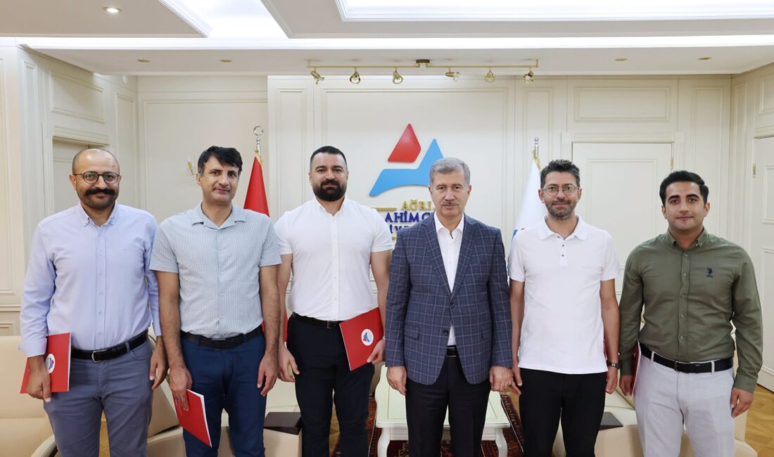Ağrı İbrahim Çeçen üniversitesi Rektörü Prof. Dr. İlhami Gülçin’den Uluslararası