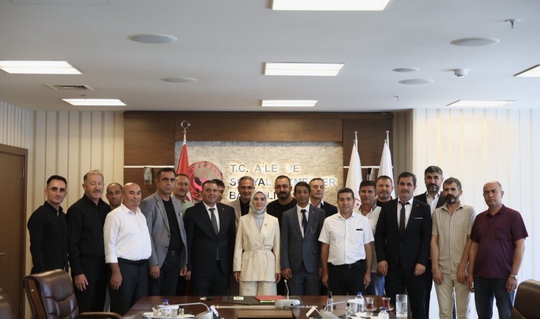 ANKARA / TEKHA Aile ve Sosyal Hizmetler Bakanı Mahinur Özdemir