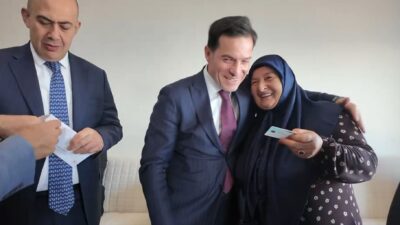 İçişleri Bakanlığı bürokratları, Elazığ’daki geçici barınma merkezinde konaklayan Ahıska Türkü