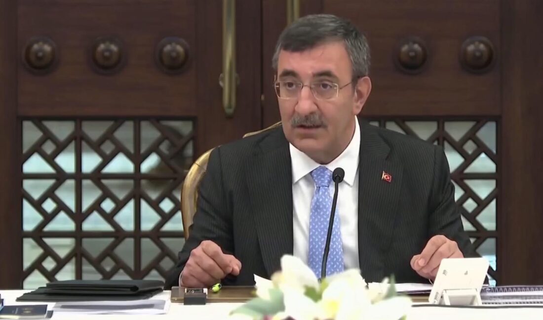 Cumhurbaşkanlığı Külliyesi’nde düzenlenen Nüfus Politikaları Kurulu toplantısına başkanlık eden Cumhurbaşkanı