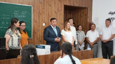 Özbekali Zhanibekov Güney Kazakistan Pedagoji Üniversitesi bünyesinde kapılarını açan Gazi